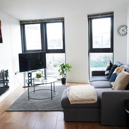 Inviting 2-Bed Apartment In Sheffield Esterno foto